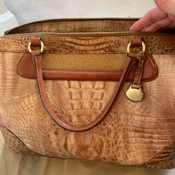 Brahmin Tri-color Toasted Almond large Crocodile Embossed Tote - Picture 2 of 6